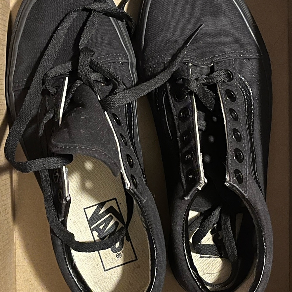 Black old school vans